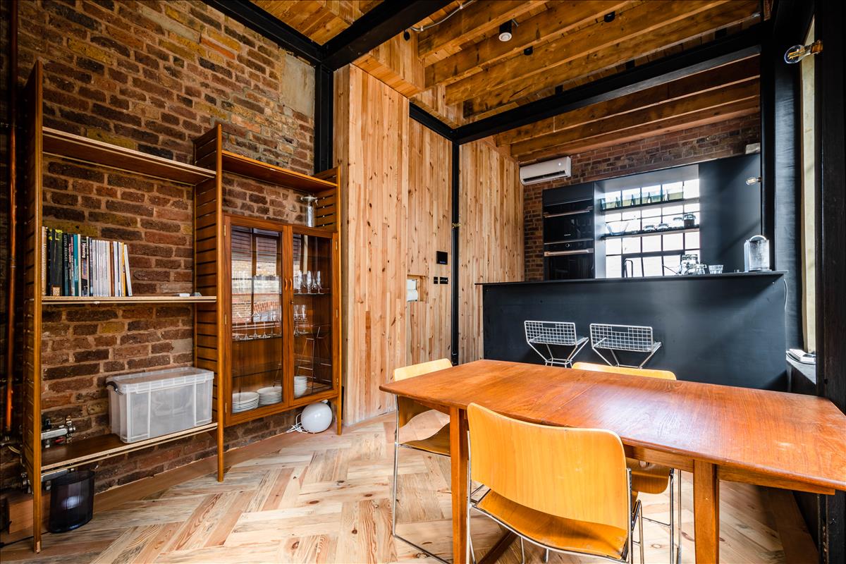 Property Image b35fa544-6436-4e93-b68b-8d9c6bed18de