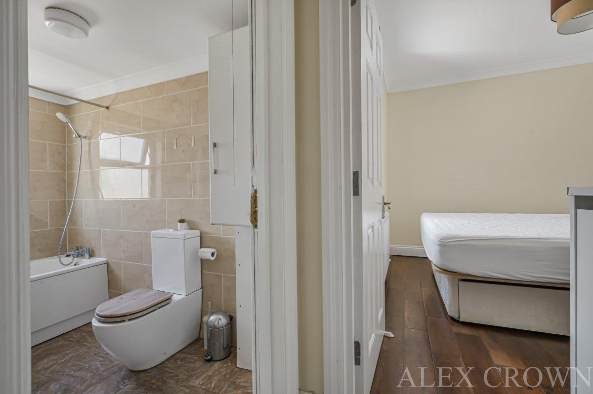 Property Image b3601987-f20f-4f57-ab24-bbbf4d4753ac