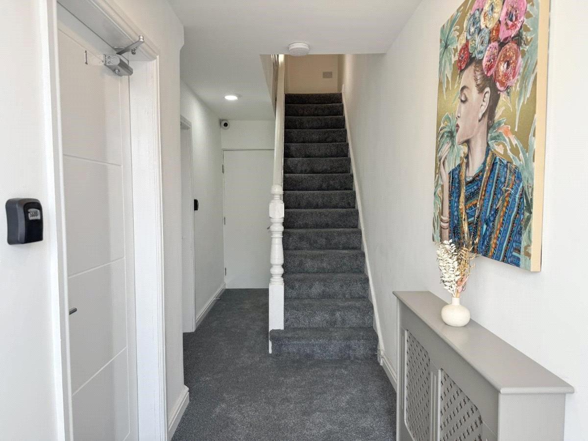 Property Image b3621811-f890-499f-9dee-fdd054e042f2