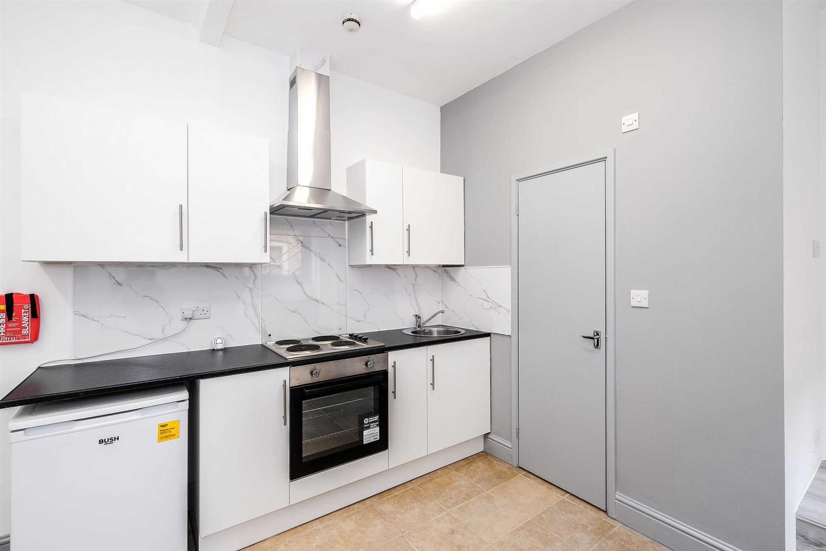 Property Image b3645414-ce72-4c5d-8303-8d88021888f6