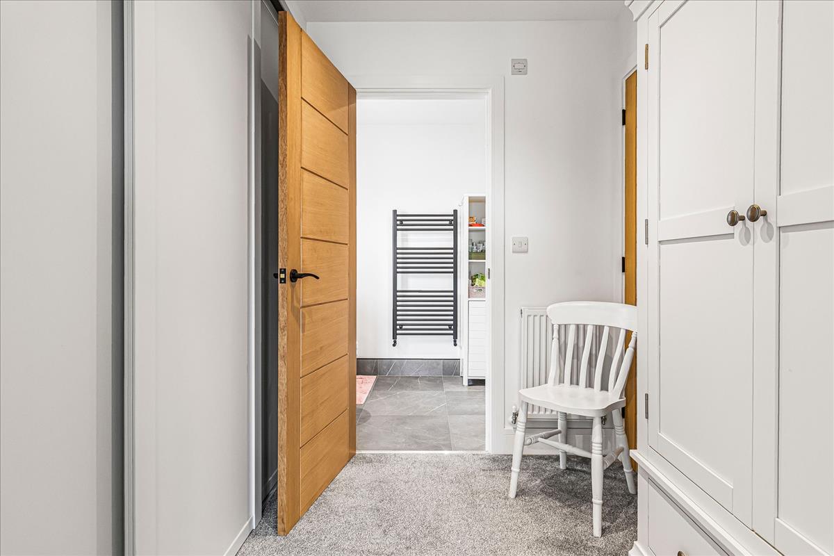 Property Image b36aefcc-0c8d-4f1e-a1ca-7838626a84d0