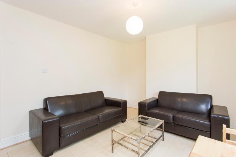 Property Image b36ccf5c-42b5-41e6-b4de-b197957b75fc