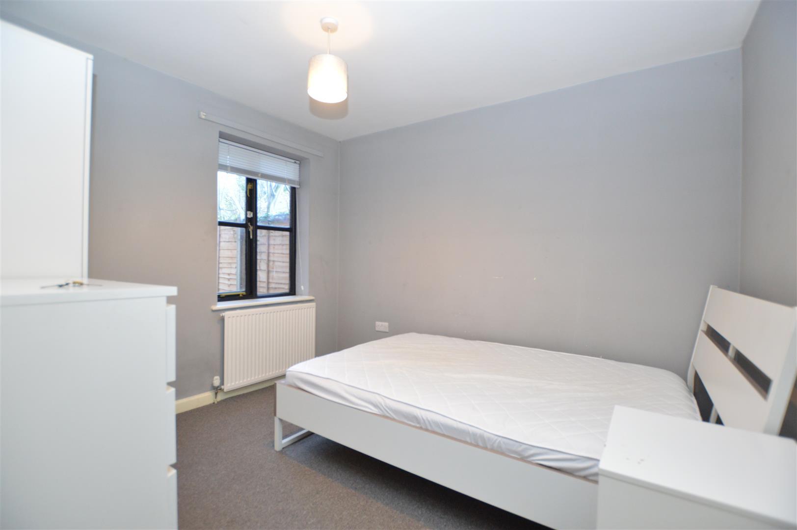 Property Image b37561b3-f593-4ffc-96f7-842a790b1a21