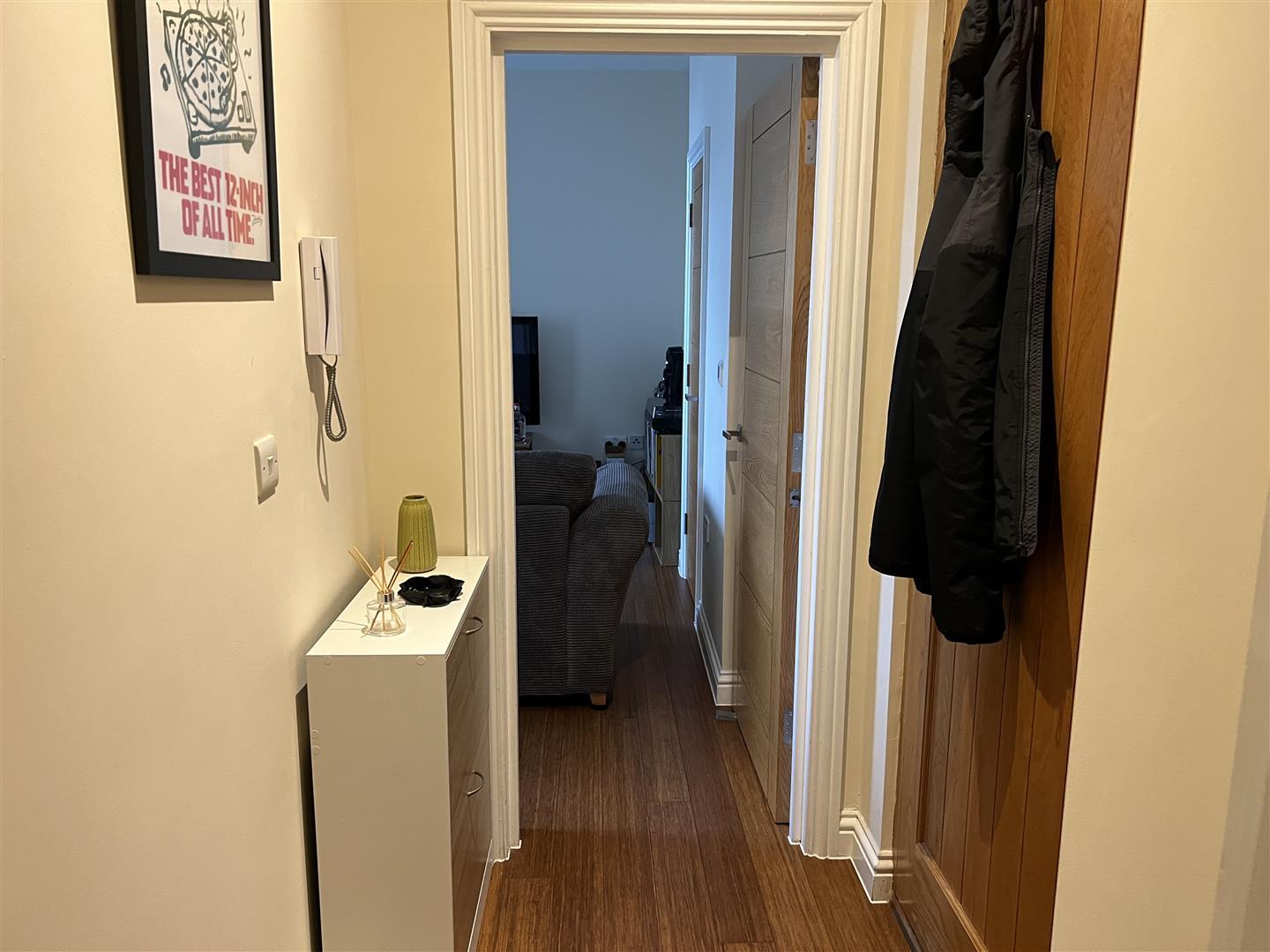 Property Image b3781352-925e-422a-8a21-736137d12724