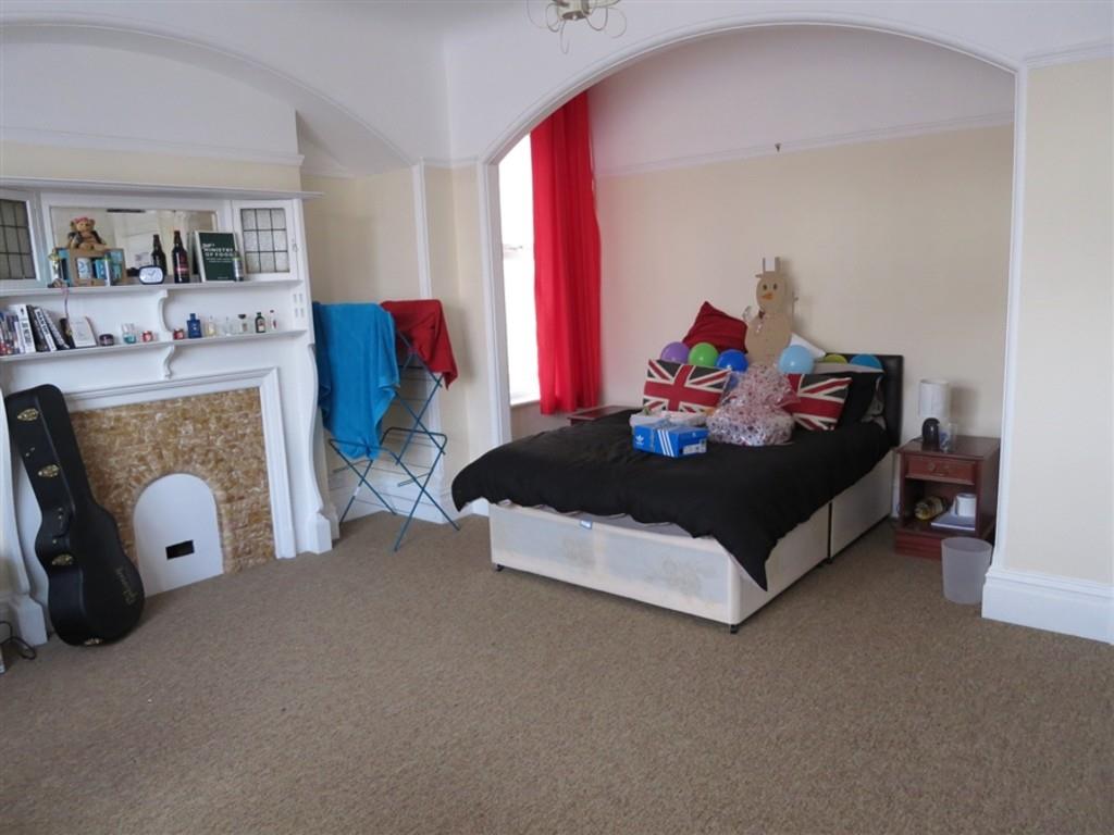Property Image b3789f9f-e7de-44fb-af78-922bb3374279