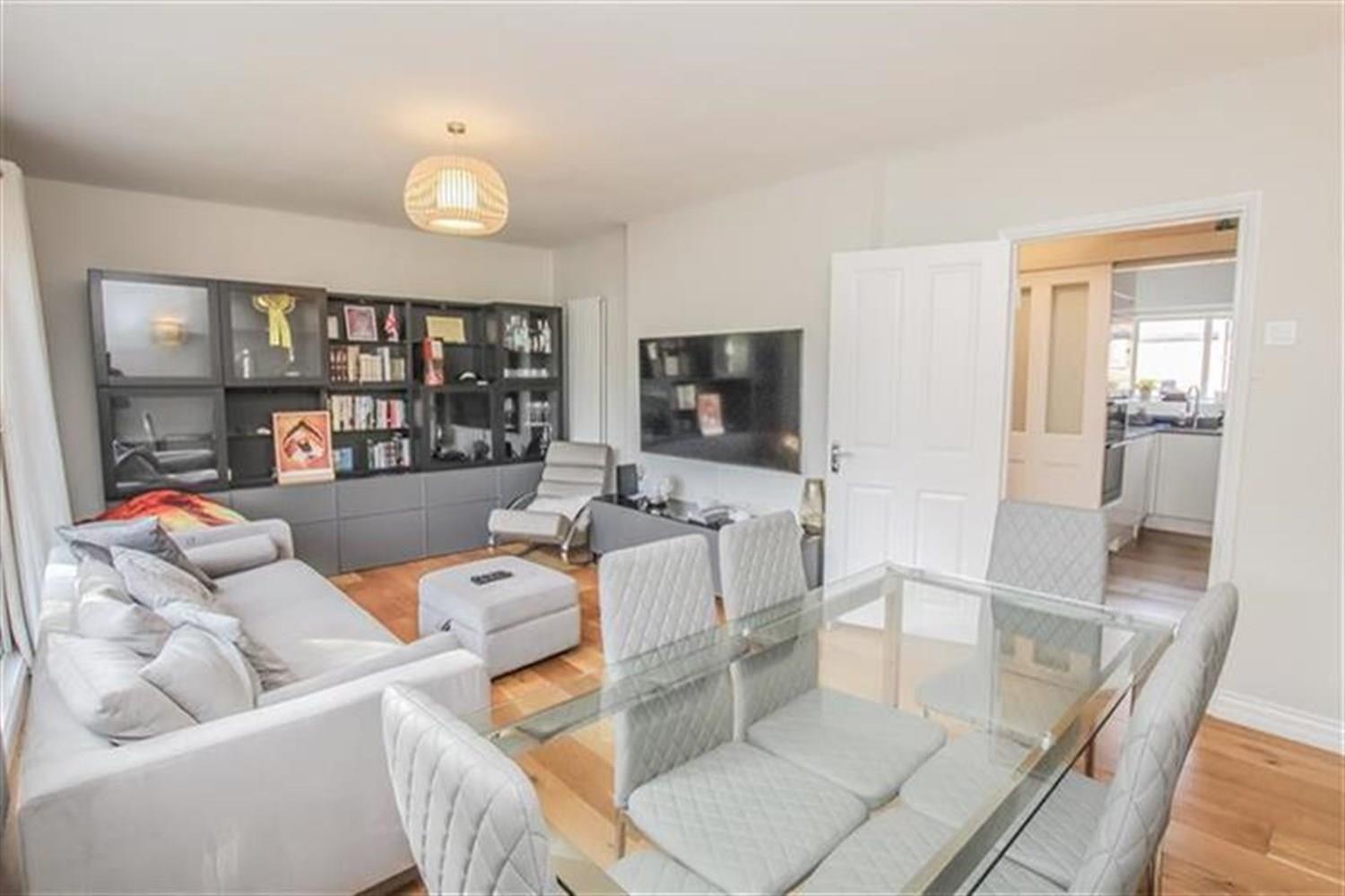 Property Image b37cf480-bd80-44ac-bbc3-fb190ef4be94