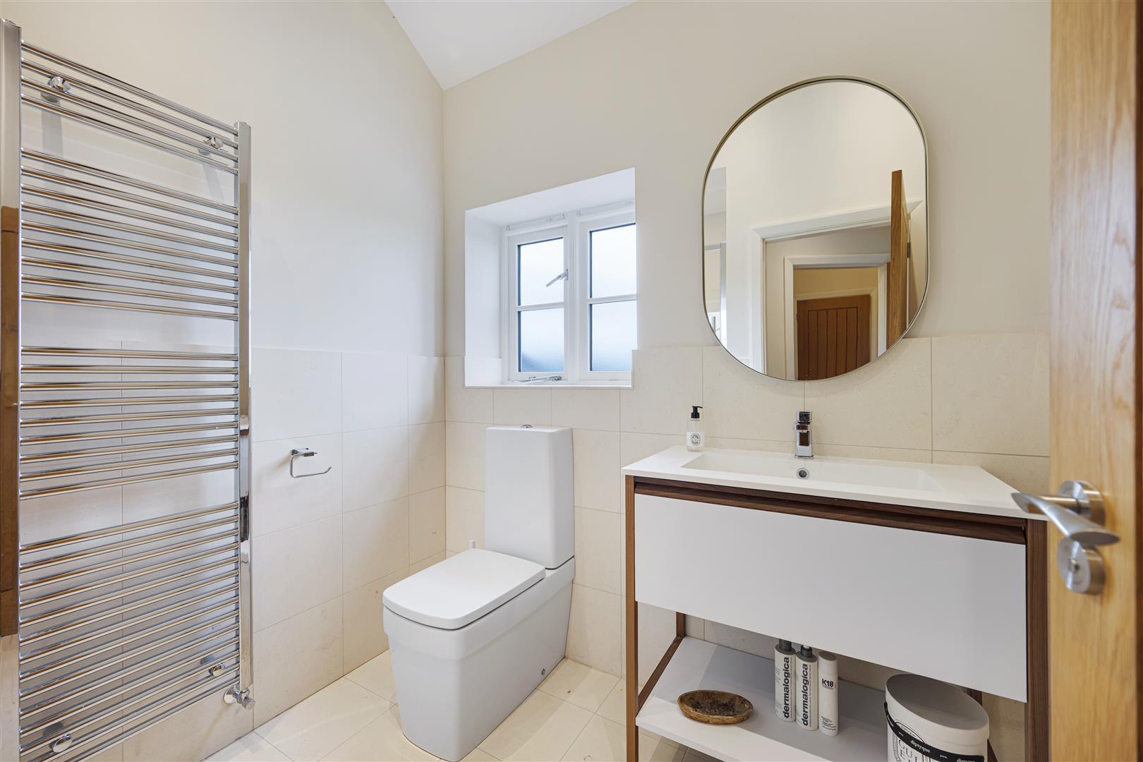 Property Image b388663c-10d5-44af-b056-974646bd0d9f