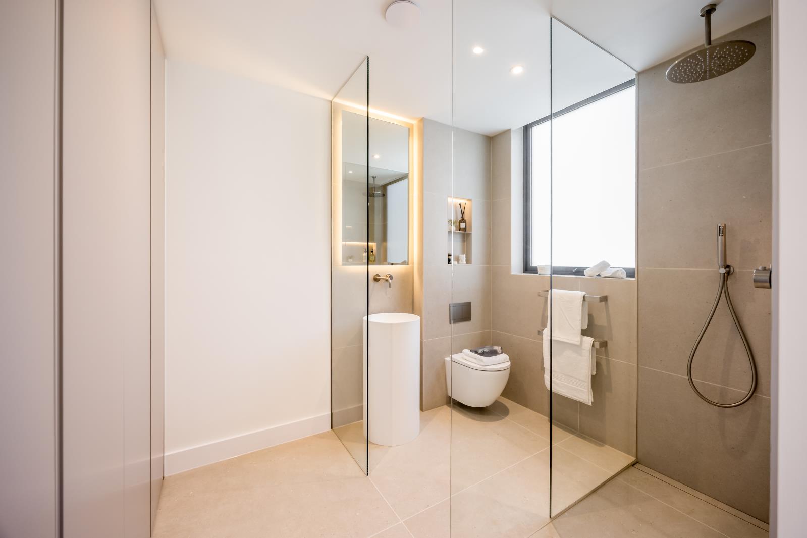 Property Image b38be0c0-2f96-49b2-a2ea-70f5b70638da