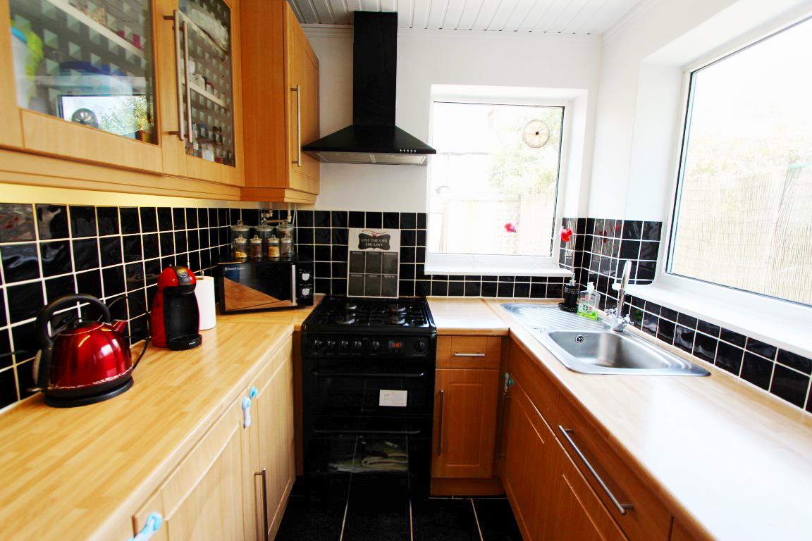 Property Image b38e4f57-cb83-4602-883a-1b44feee8101