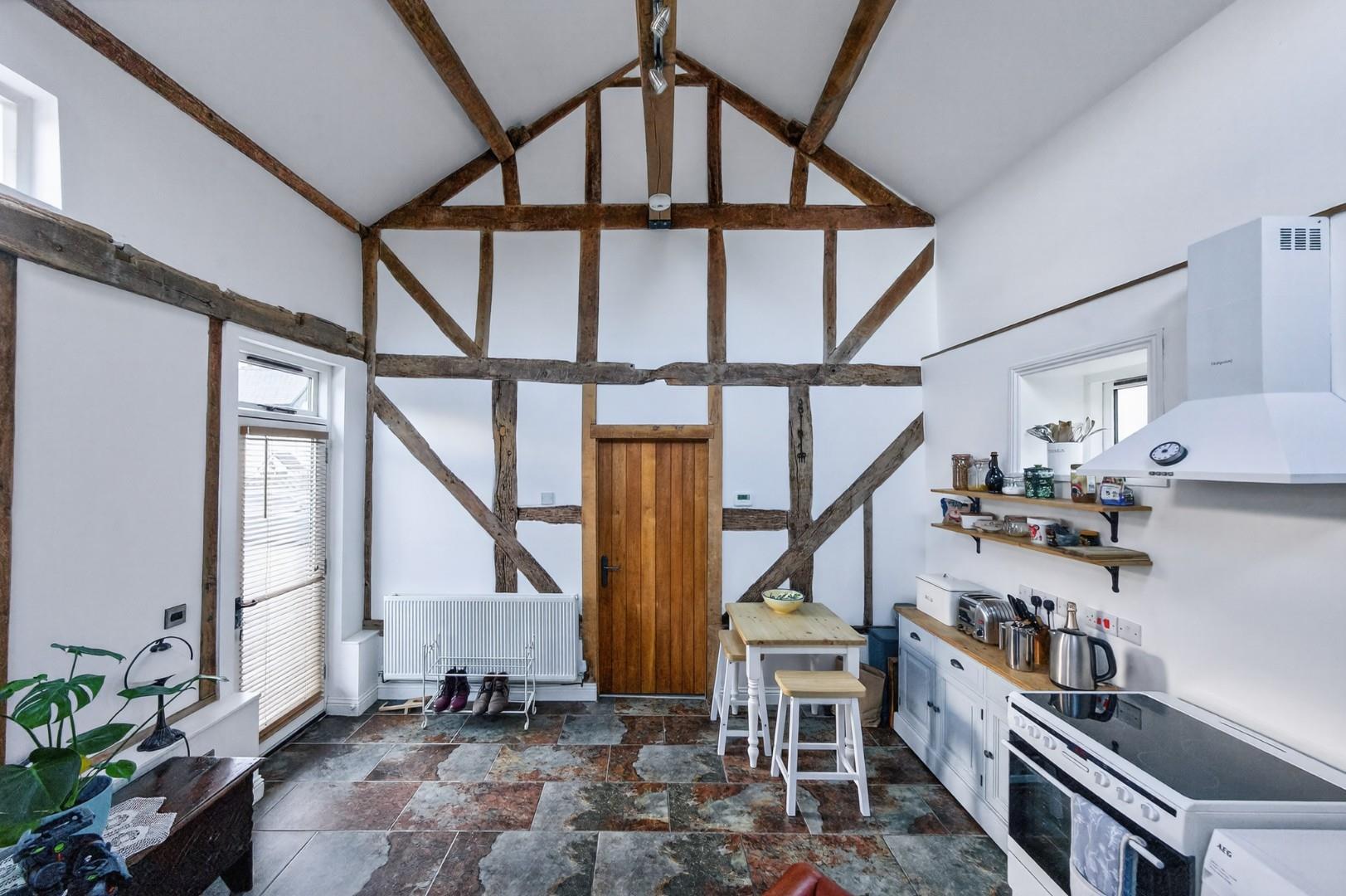 Property Image b38f0730-f344-4ab8-b5ef-6736714df645