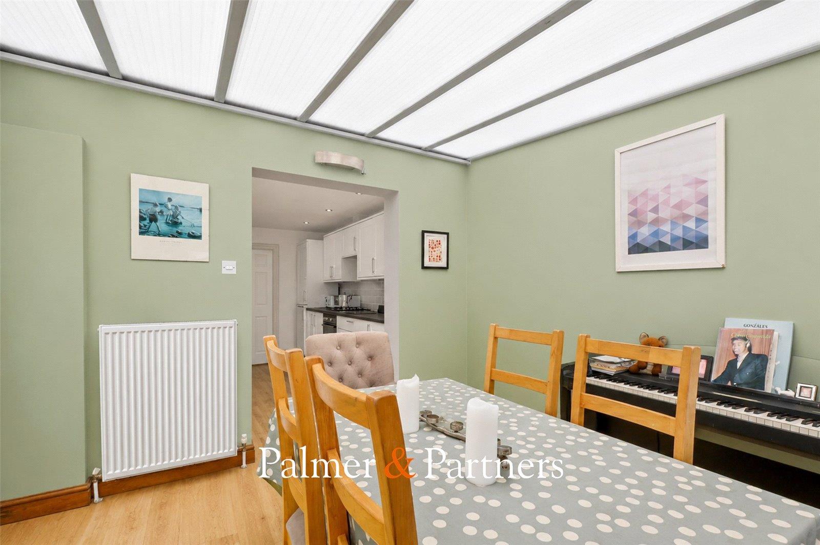 Property Image b3a0252d-6dd6-4b32-8f8a-4378237d9b41