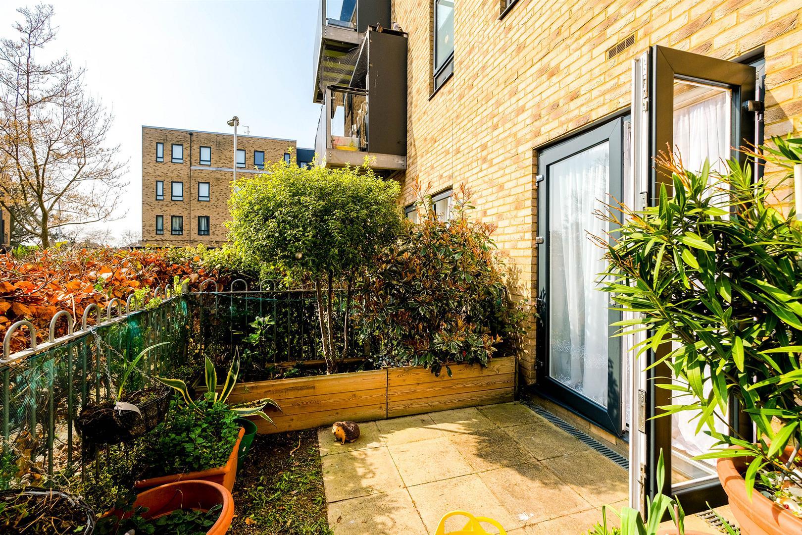 Property Image b3aacb93-12a7-43dc-b5be-363ac97db94a