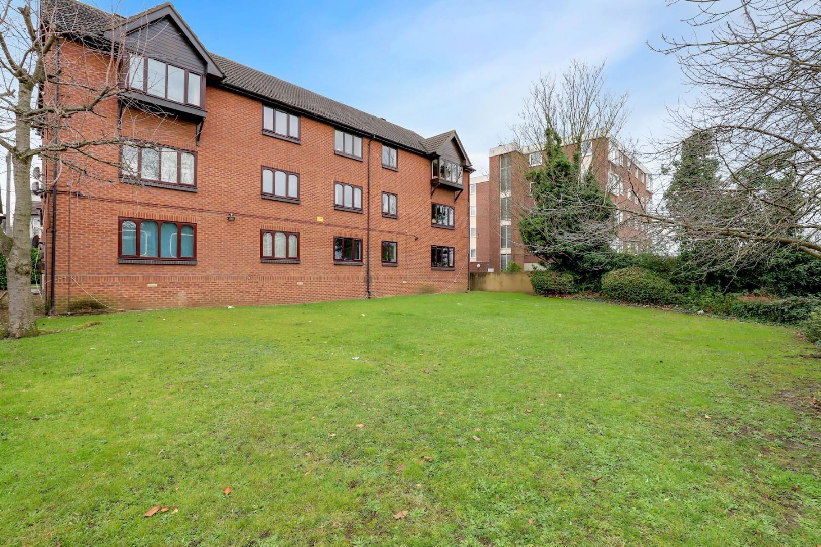 Property Image b3ac574c-70e6-4603-8cb0-65d78322206a