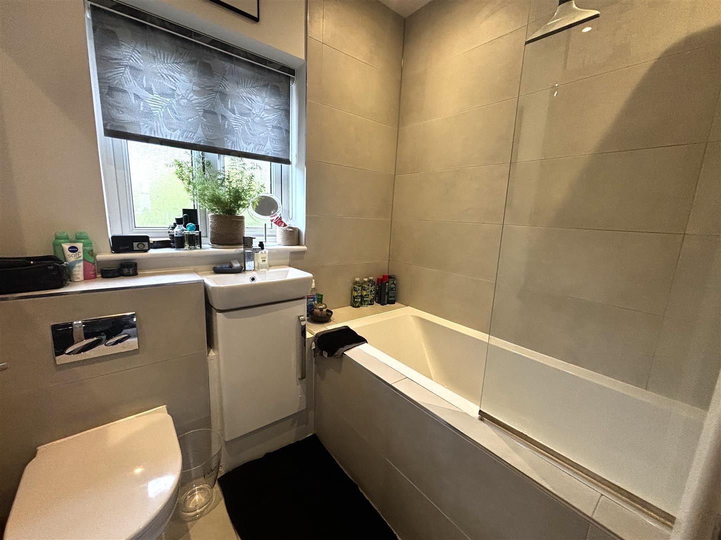 Property Image b3acaee2-817c-4746-bd18-00c6a37319d4