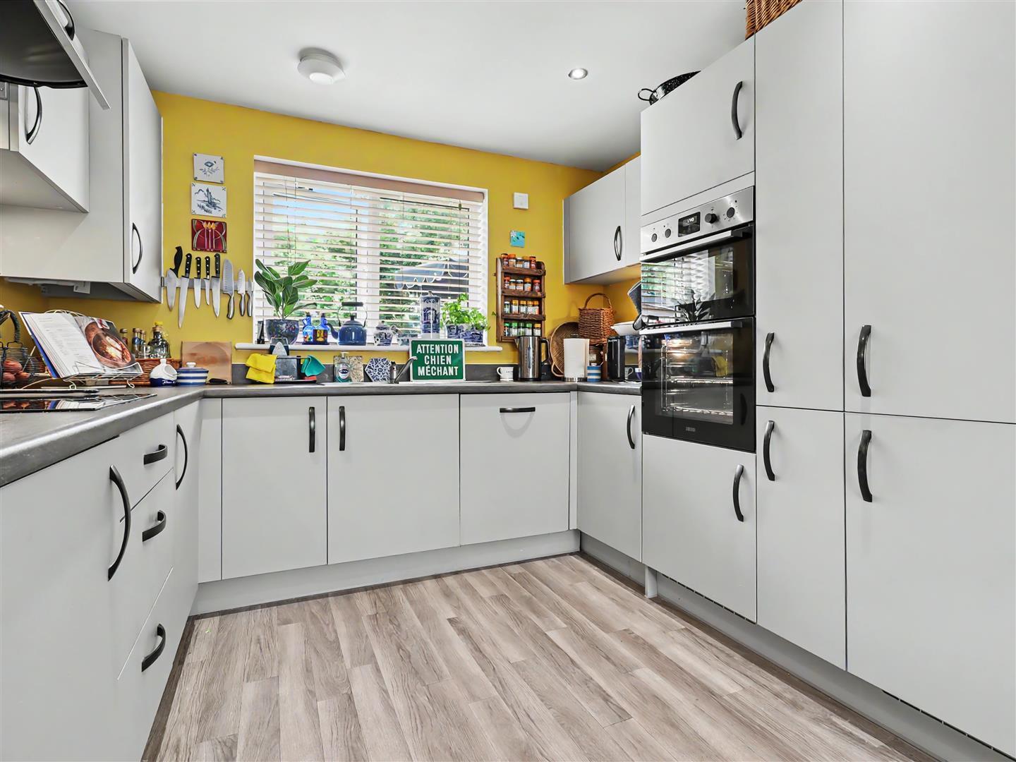 Property Image b3b48c1b-a151-4594-978c-dfde54aa28fa