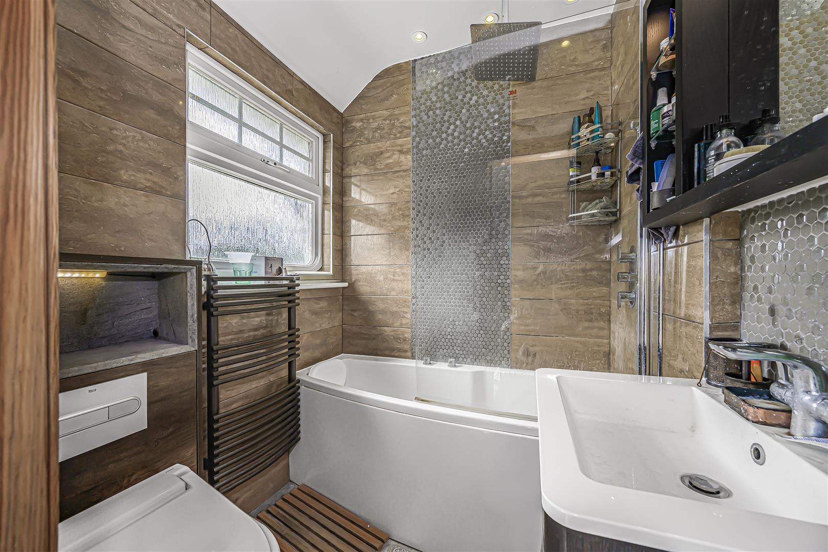 Property Image b3be61b7-532c-4c89-9620-c82d0218c467
