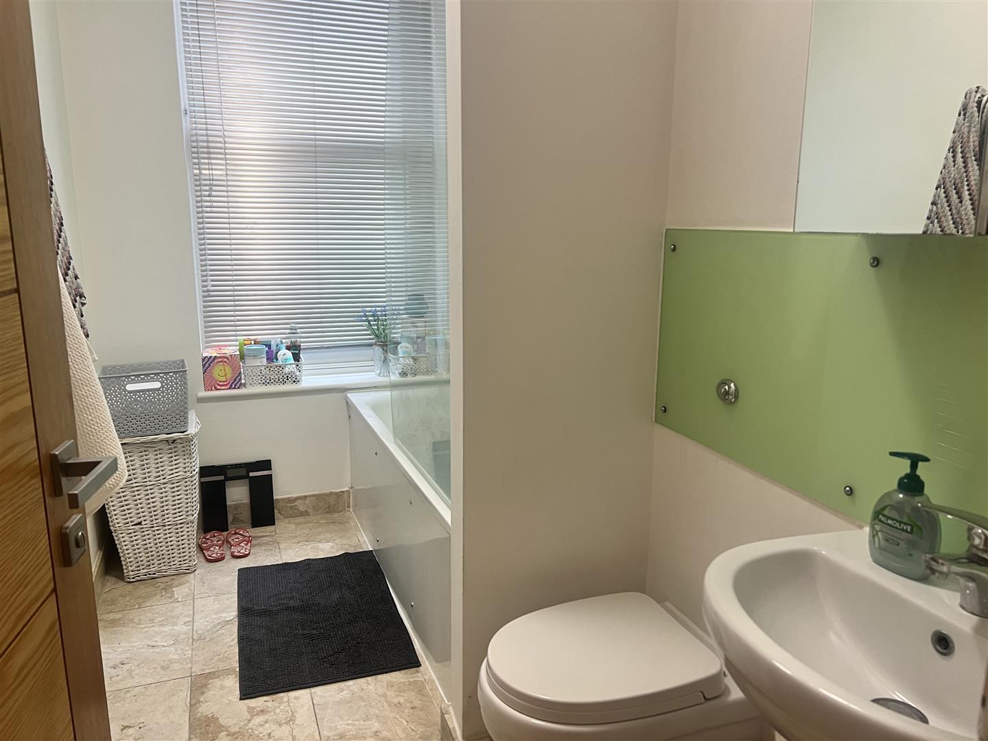 Property Image b3cc9f09-2d51-42fb-a52a-0dcd93c01de9