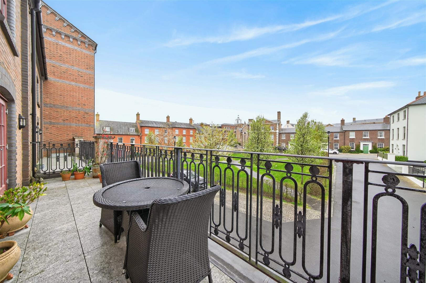 Property Image b3df13cb-cd9f-43c4-8b30-509b9ef0d0c3