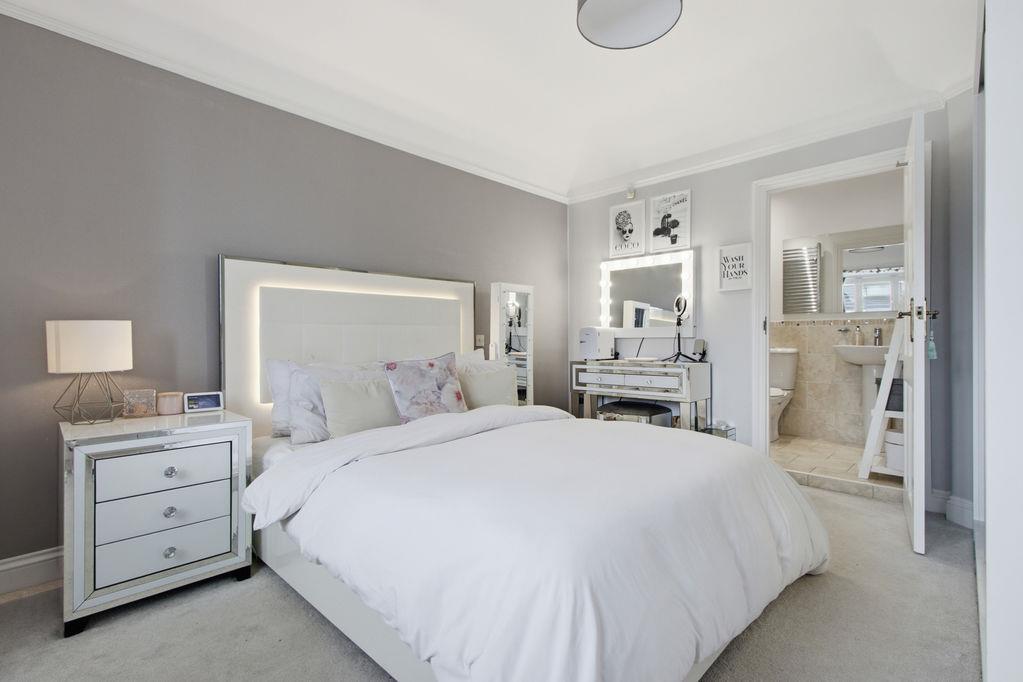 Property Image b3e5142c-64f9-4753-bafc-5f94e9283d58