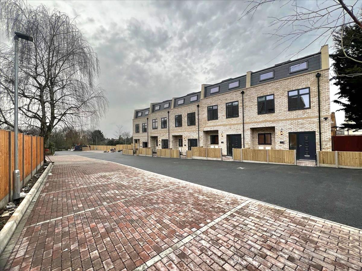 Property Image b3e696fd-9a21-49a7-93f7-23ce81fc19eb