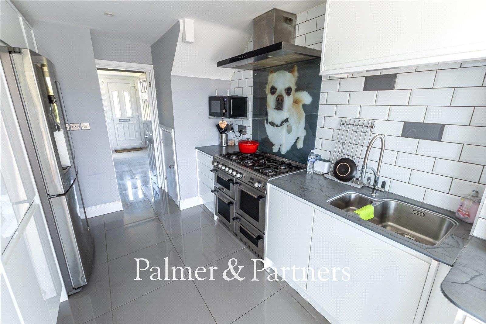 Property Image b402dc5d-9a54-4030-8a96-0402846ae7e2