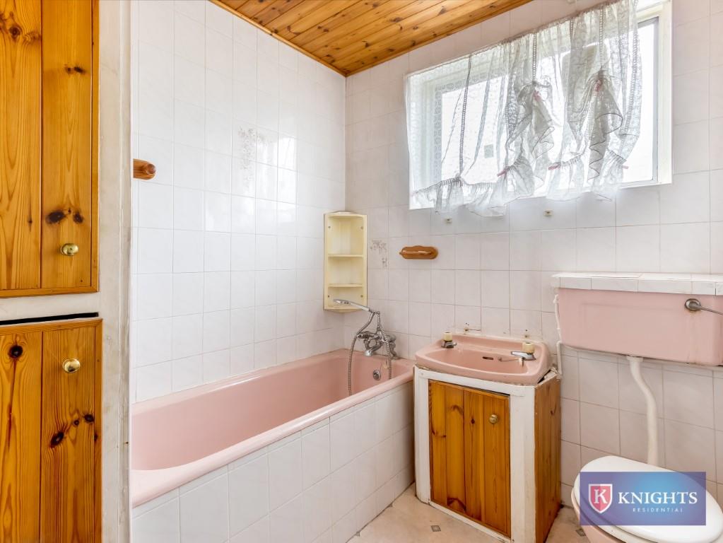 Property Image b403137a-090e-4eb1-8cef-25c4d1d036c1