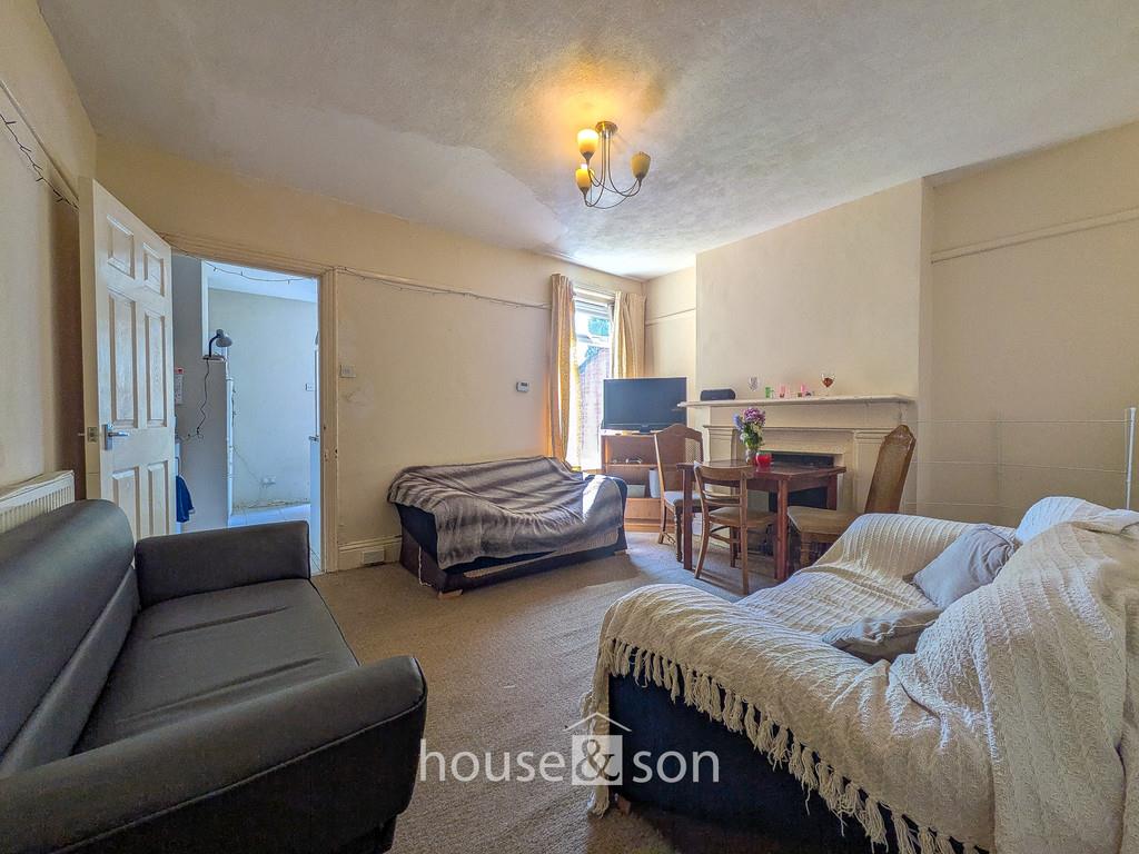 Property Image b403d431-e559-4433-ac54-5773fde6065d