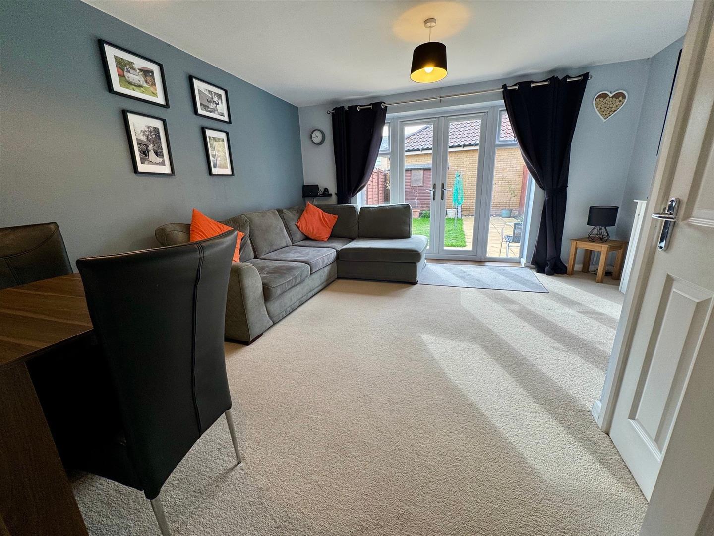Property Image b40623ed-9e24-49e2-96d1-e2a10bb8e749