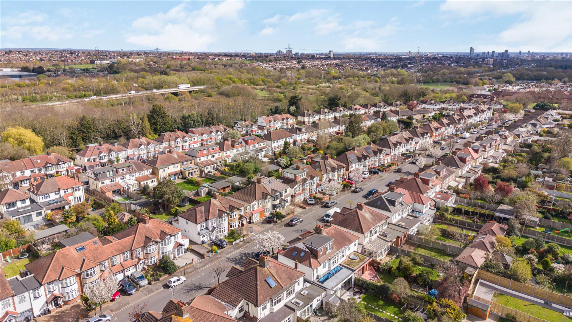 Property Image b4062918-29c9-43cb-9d52-9e3e8ce03d9e