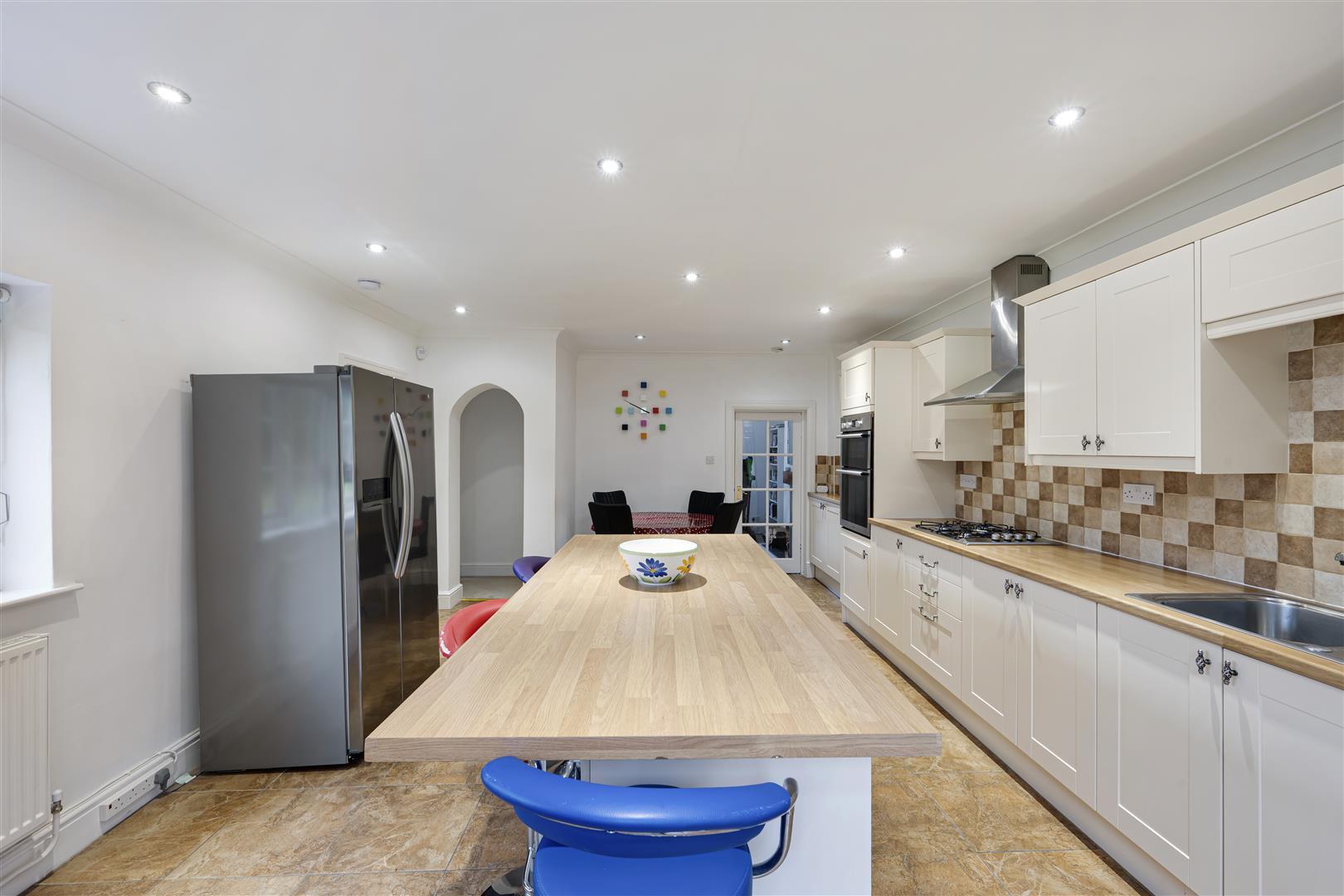 Property Image b4080296-433a-4e8a-b0cb-cedb67ac1f7a