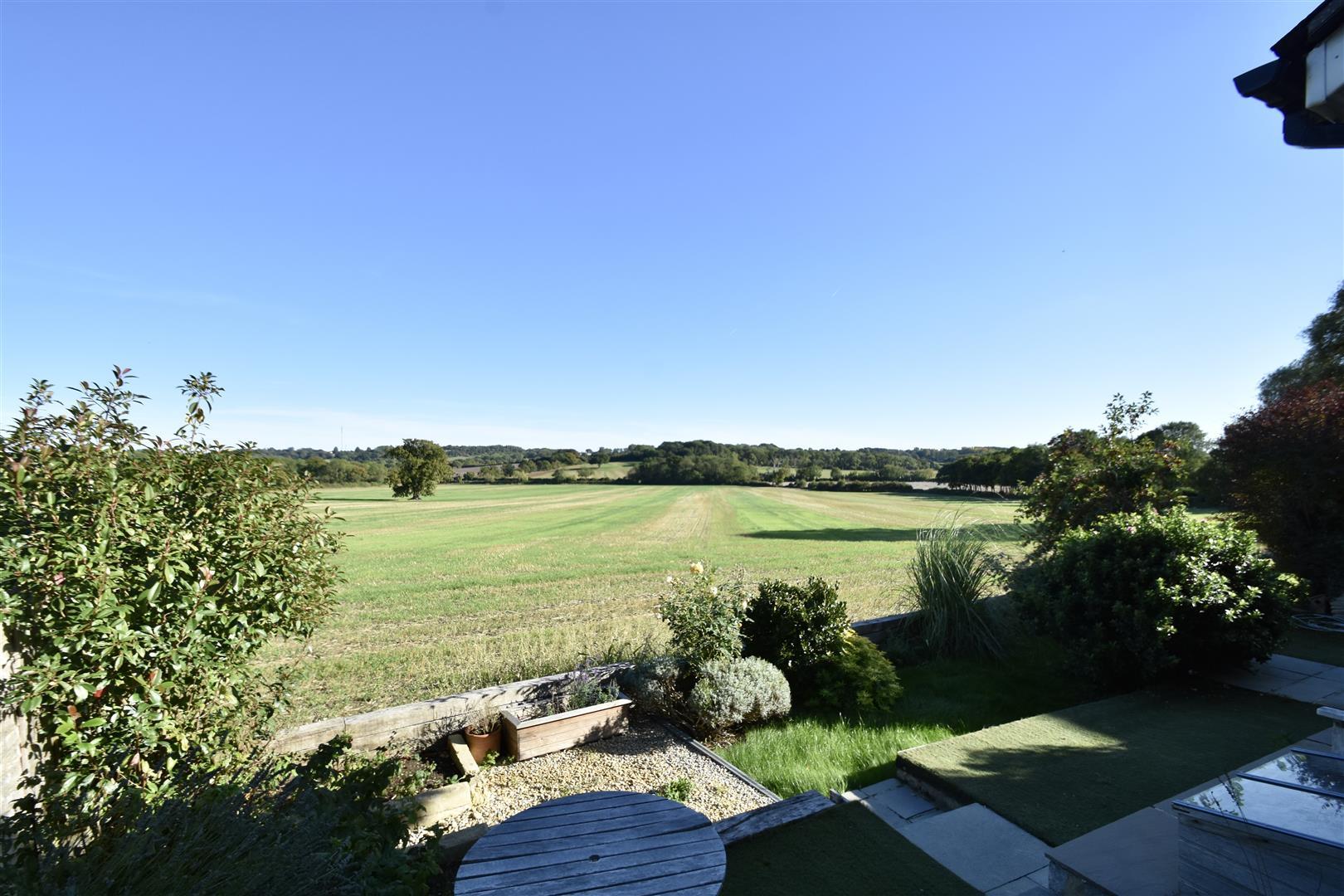 Property Image b408a2b9-8019-48e2-a317-1a11b984c799
