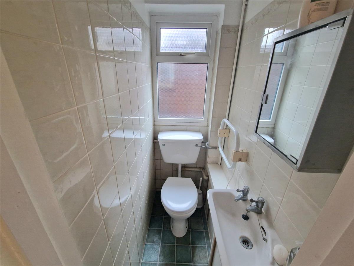 Property Image b4096876-ecaa-406a-8b6a-1b724bb616c2