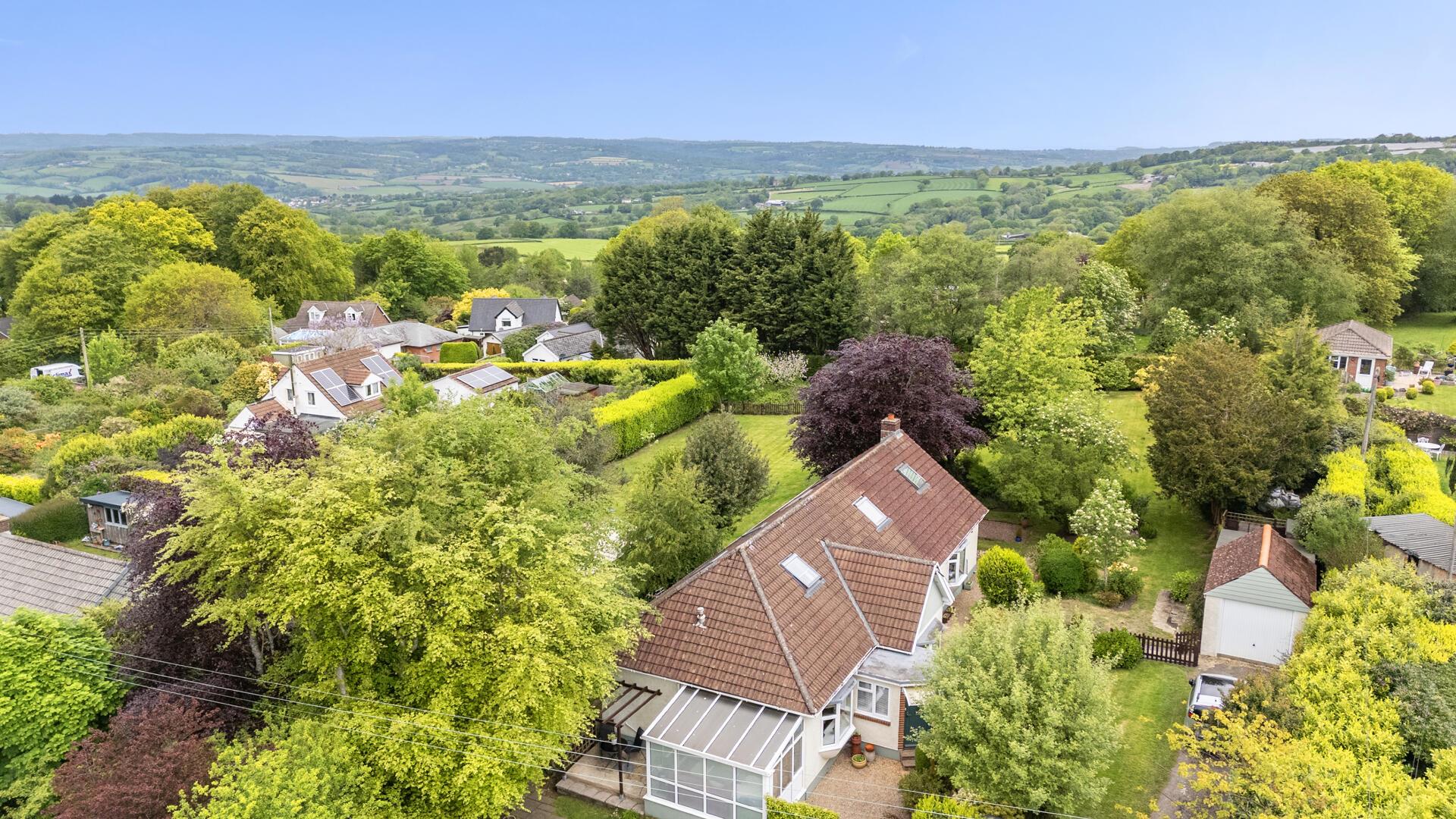 Property Image b40afd40-a4ed-4c0f-8dcd-2d6748a0f28f