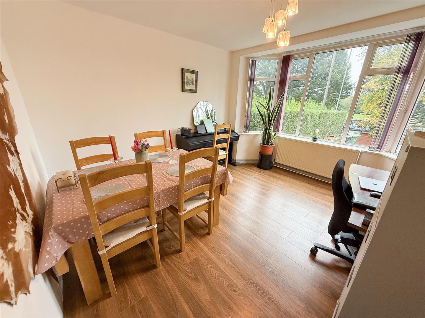 Property Image b40d8eca-b4ab-4b76-b1ec-63772fca65ac