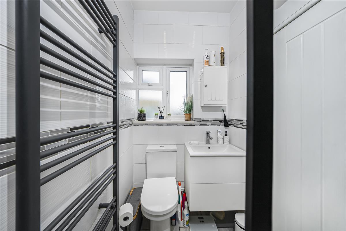 Property Image b40e07de-57bc-4d5f-b83d-b9d579789e9b
