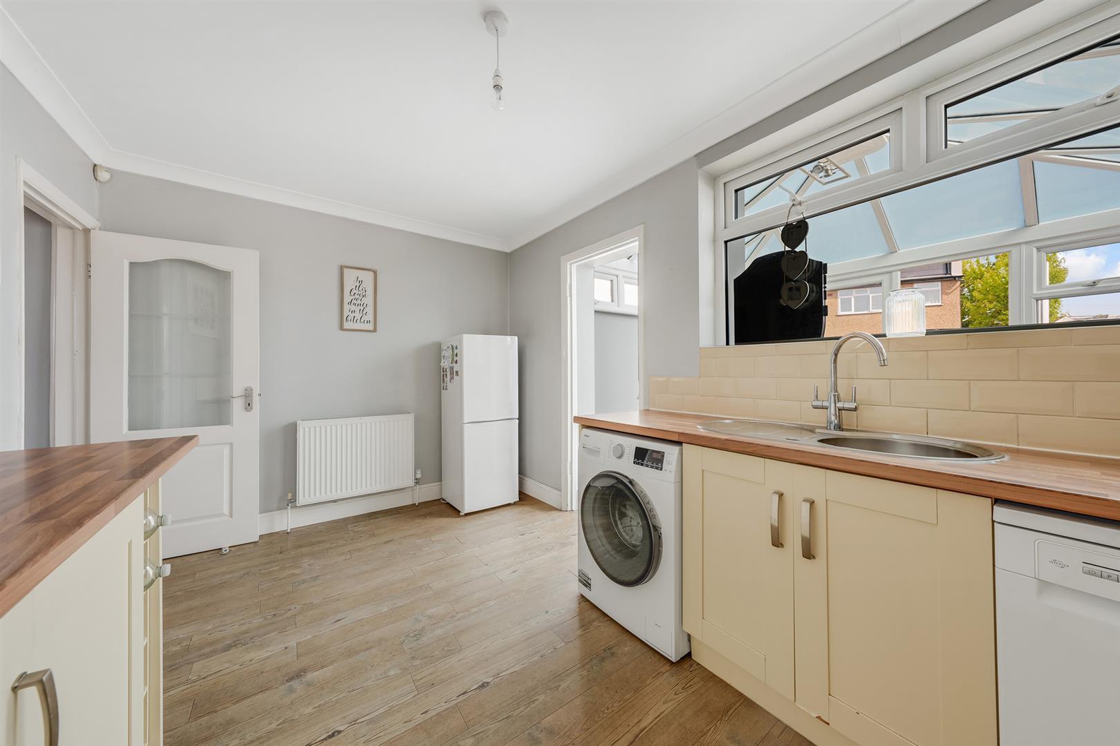 Property Image b413e8f3-11a7-45e9-b378-50388d1efddd