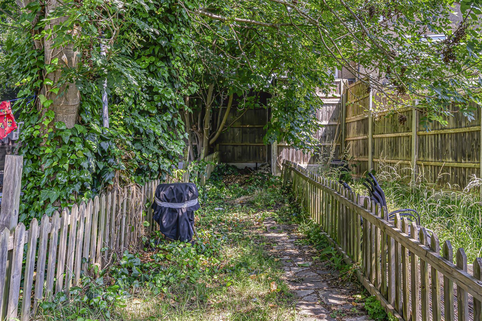 Property Image b414ed9b-33ee-465b-9473-454f93a554b3
