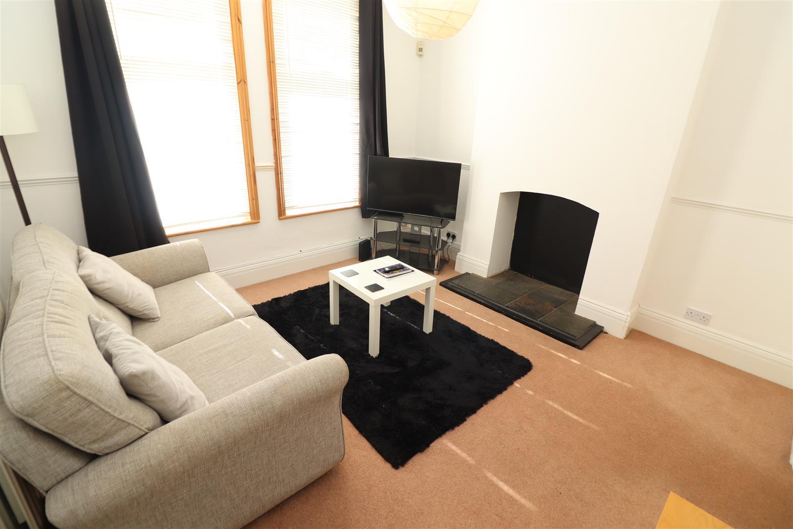 Property Image b4185f82-5806-412a-a7ca-7f6a447c2c1d