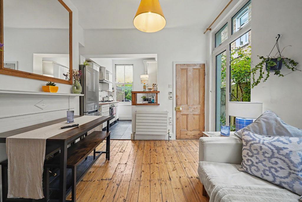 Property Image b419aa4d-4d0a-486b-ba23-431bf398e5e2
