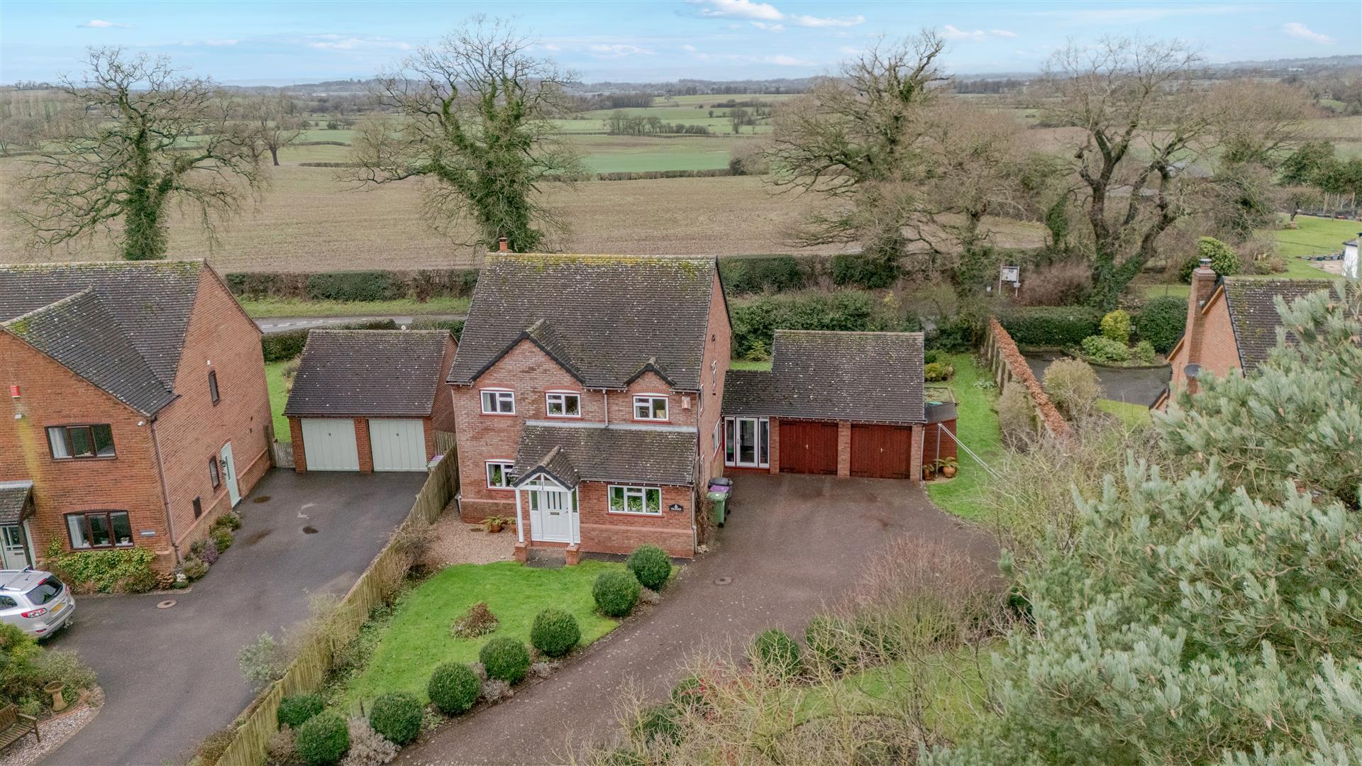 Property Image b42e37bb-a6e7-4556-ad74-d62b472eb97b