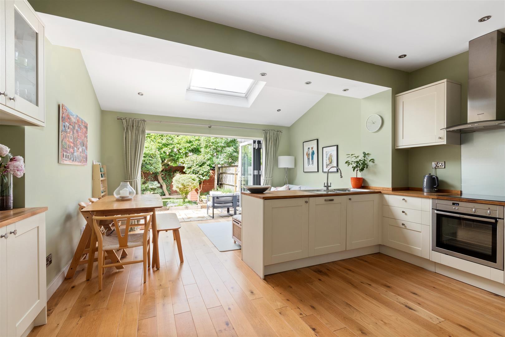 Property Image b432eea5-8513-4fd1-8713-46920f7b65cc