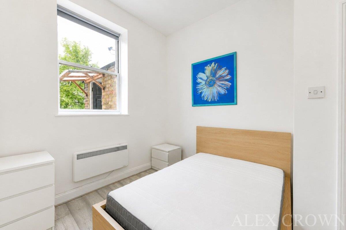 Property Image b43424dc-42c1-4723-b457-91ca800a4412