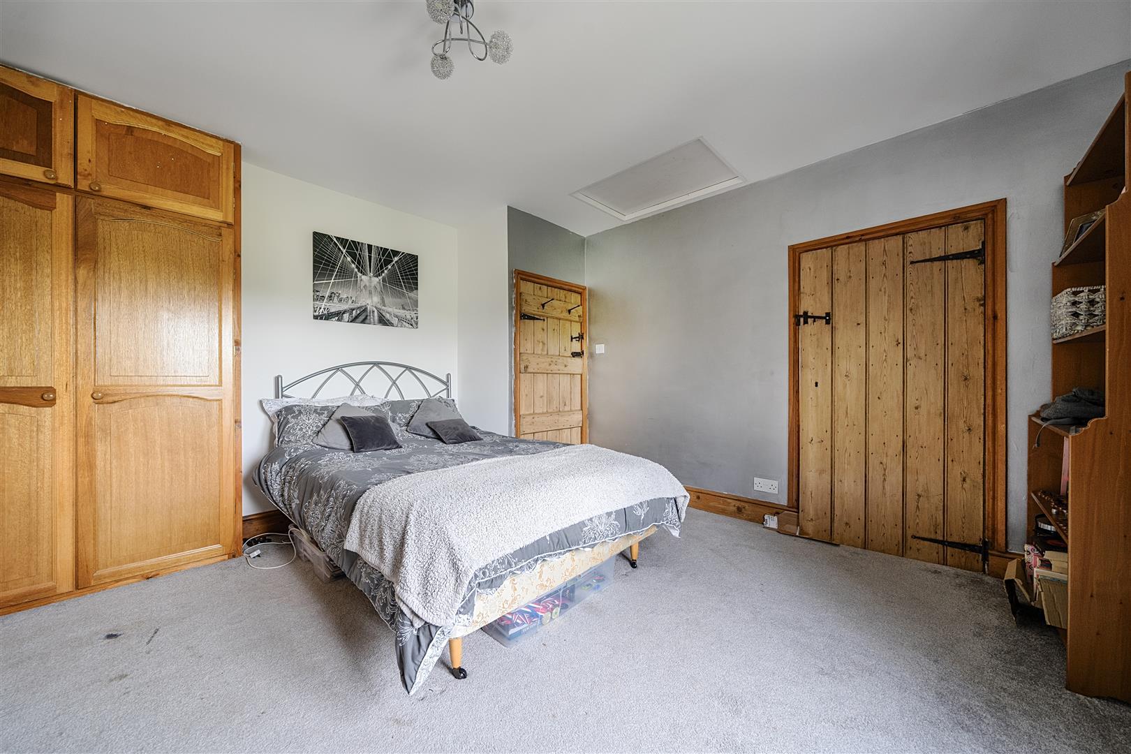 Property Image b43f23a1-adf5-425f-8026-21d2710f2095