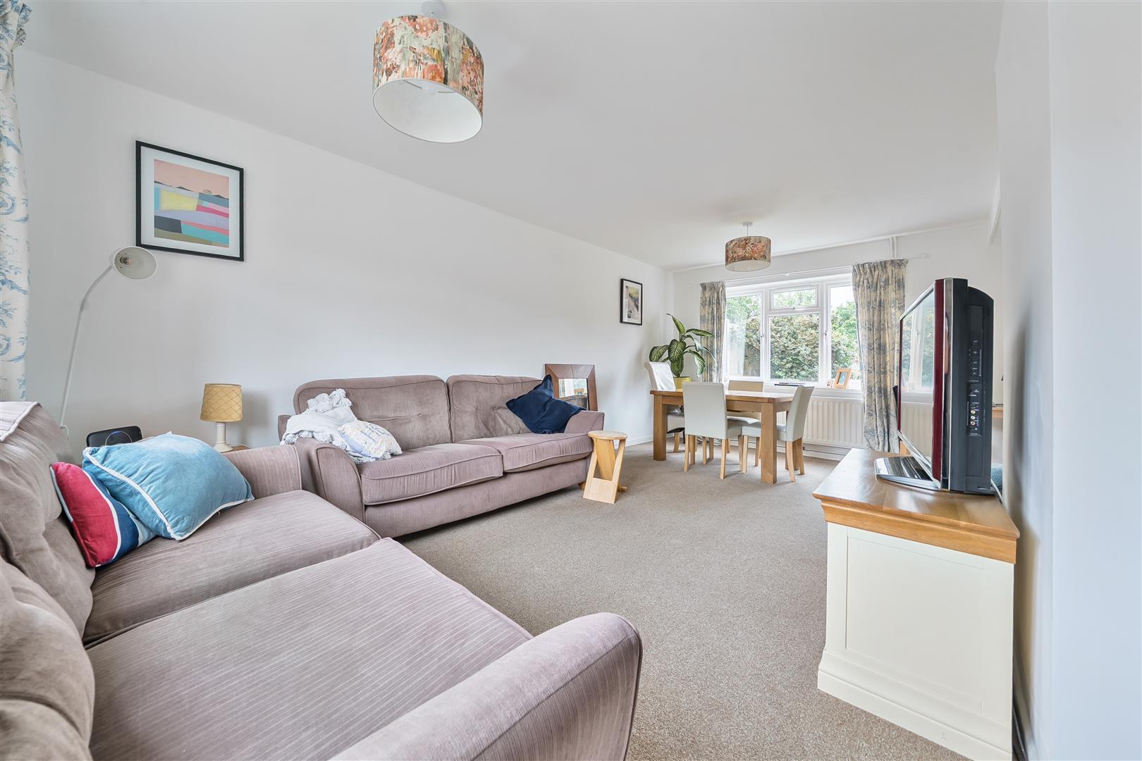Property Image b4487060-c115-43d2-af1c-06f688278dce
