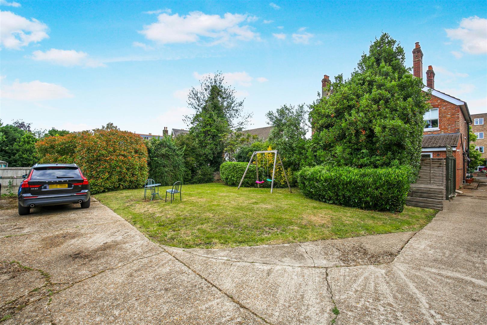 Property Image b449354b-3b93-4d8d-972d-cff9aab166e1