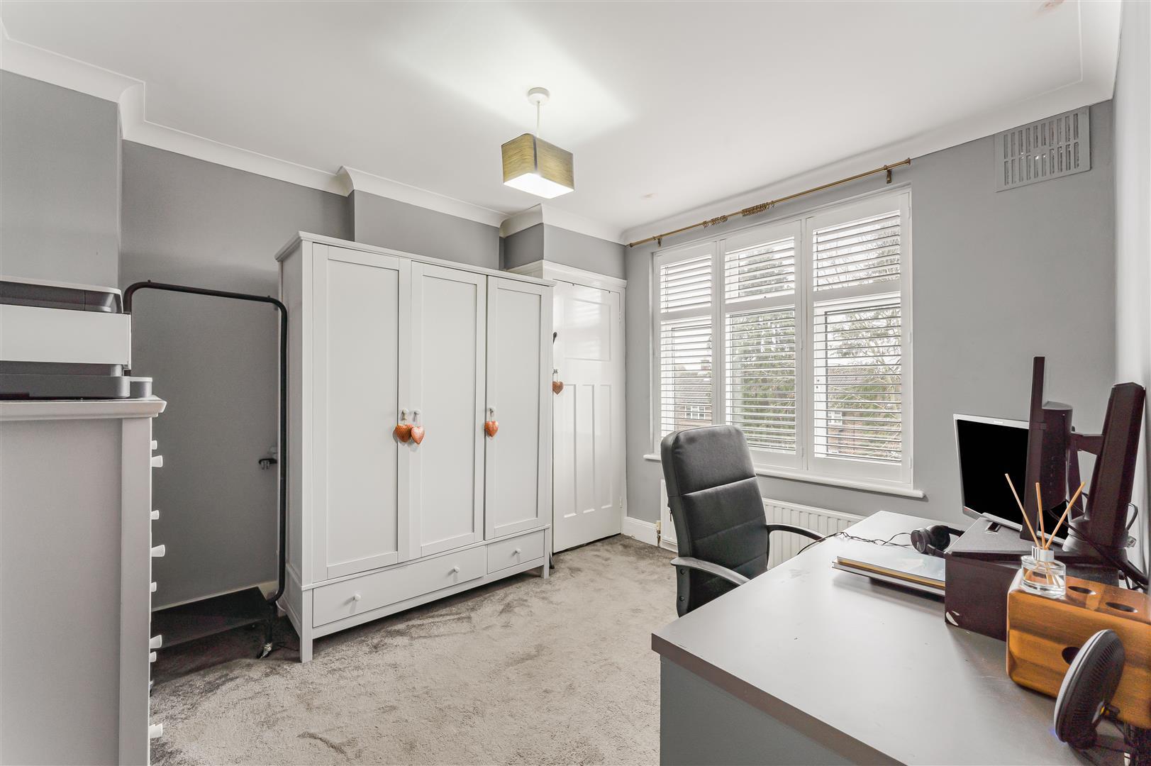 Property Image b44a515c-5d59-42eb-85b2-fcdb6f151a87