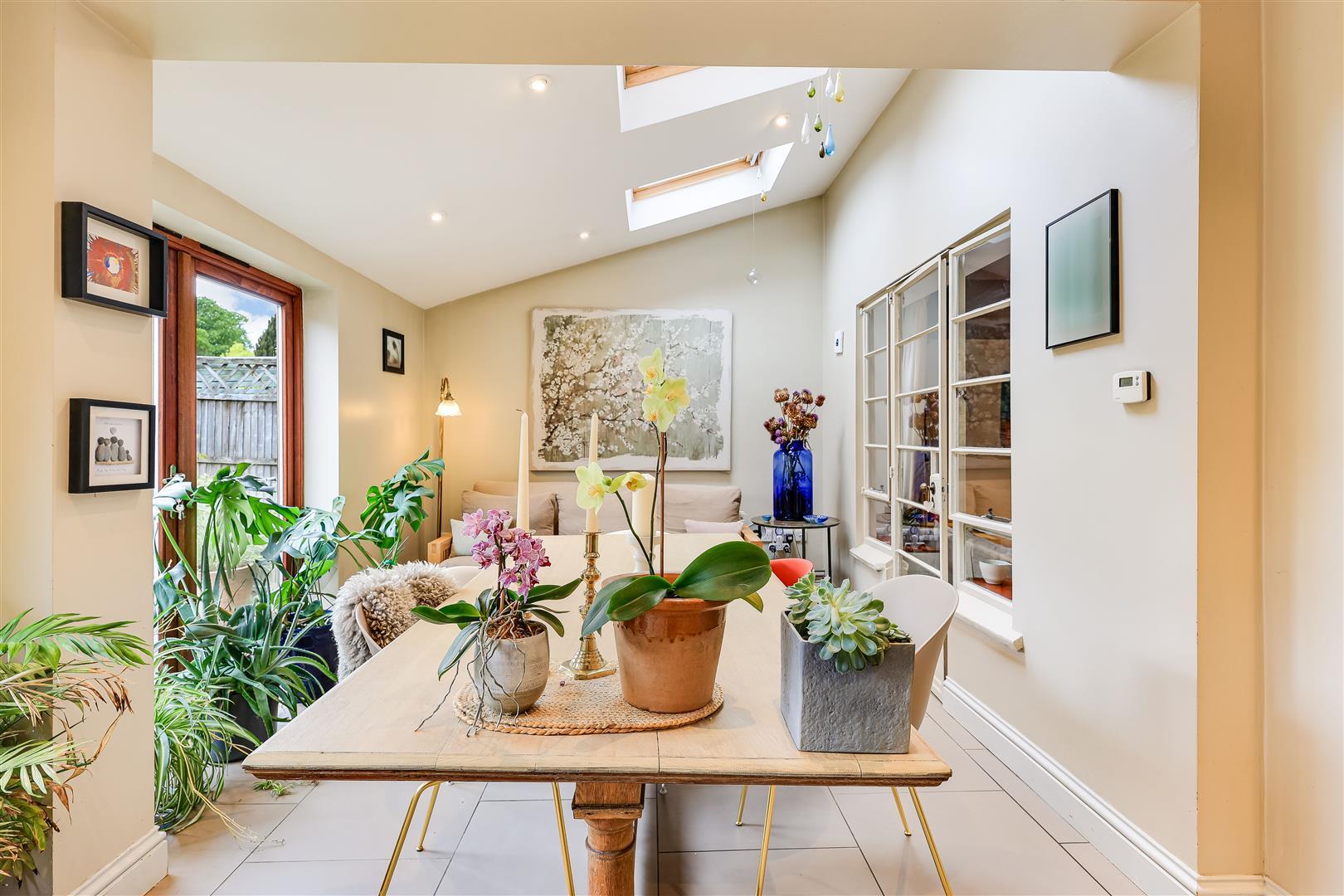 Property Image b44ce2d4-cb31-4c56-816e-cd338cff6ca3