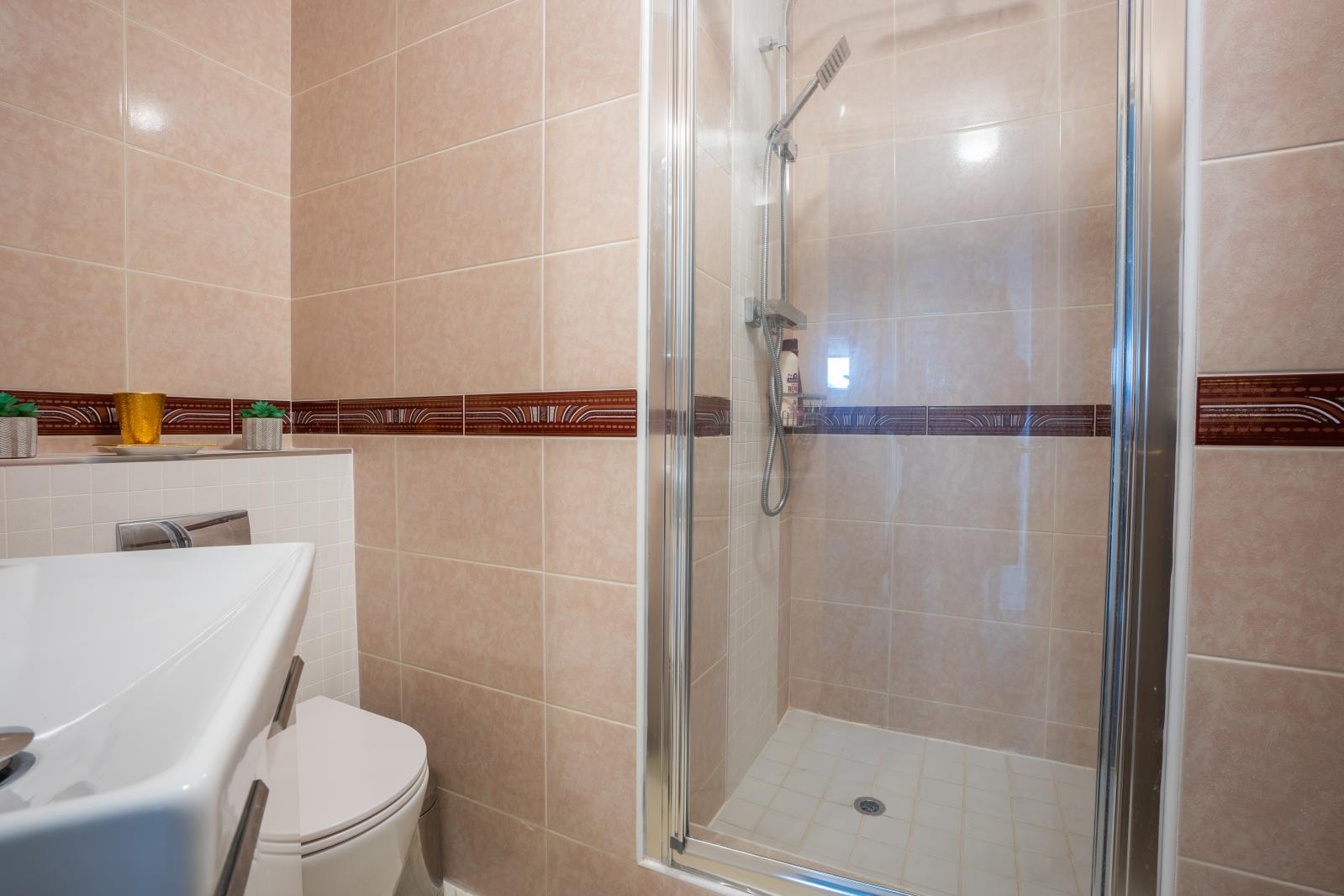 Property Image b44d657f-2760-4896-841b-c2398beafd98
