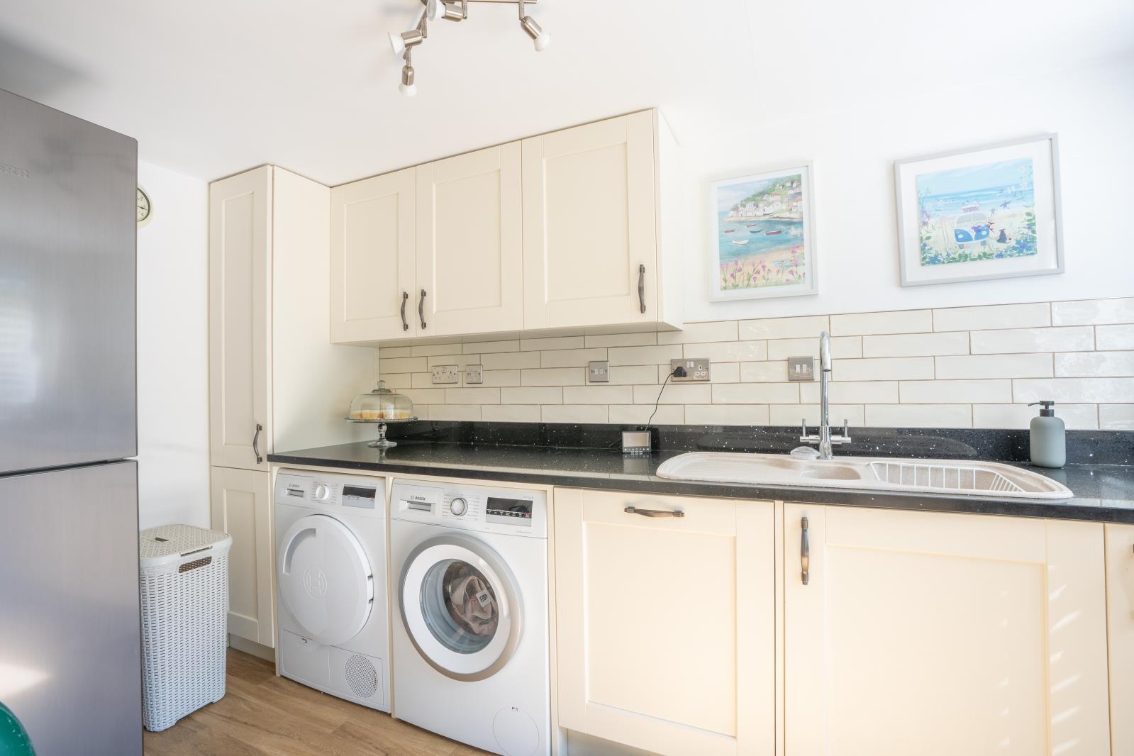Property Image b4555442-83d4-4a2e-91fc-c8f2904a6898