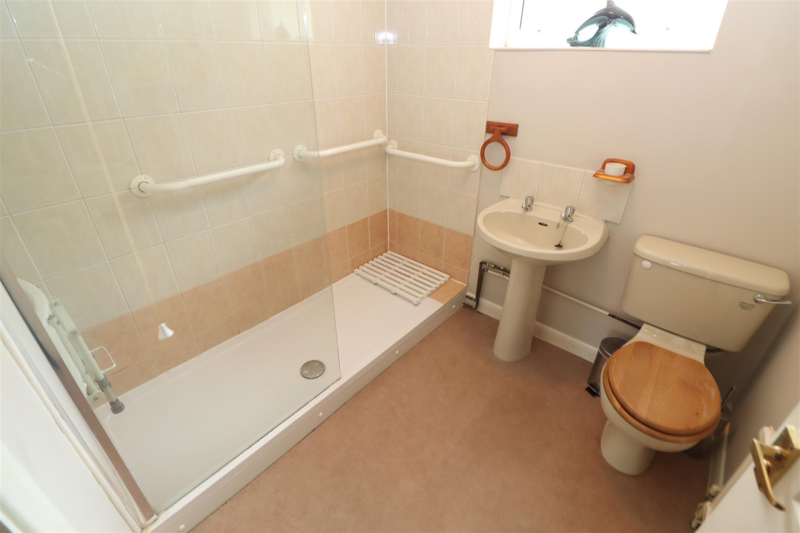 Property Image b4560b13-2d55-465e-91ff-2ef4b2d2a030